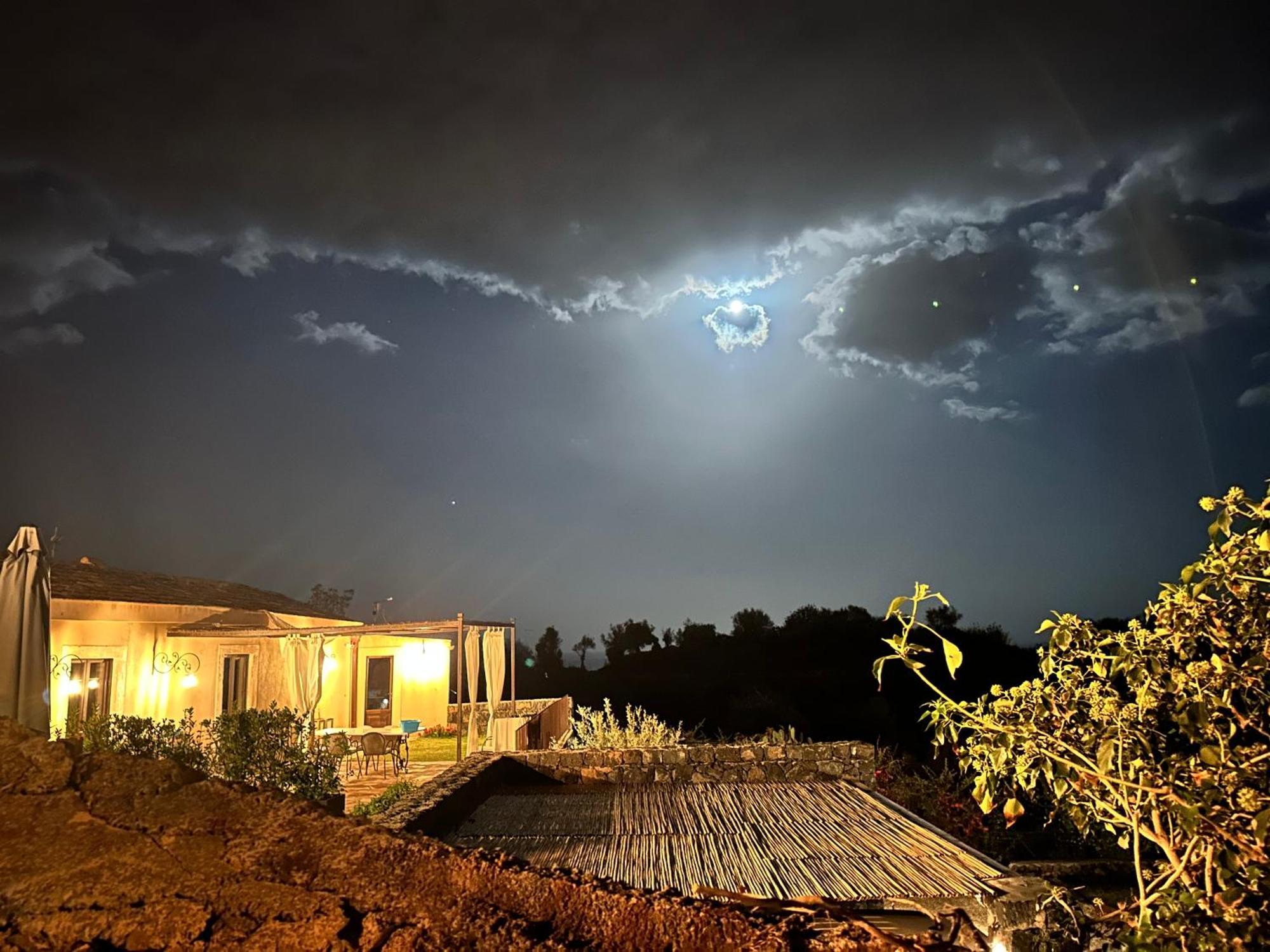 La Cantina Villa Di Campagna Acireale Exterior foto